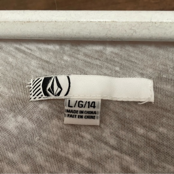 White Volcom size large tank top - Picture 3 of 3